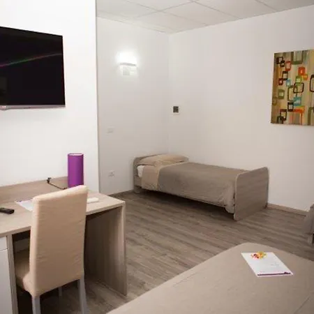 Nidi Di Feo 4* Lecce